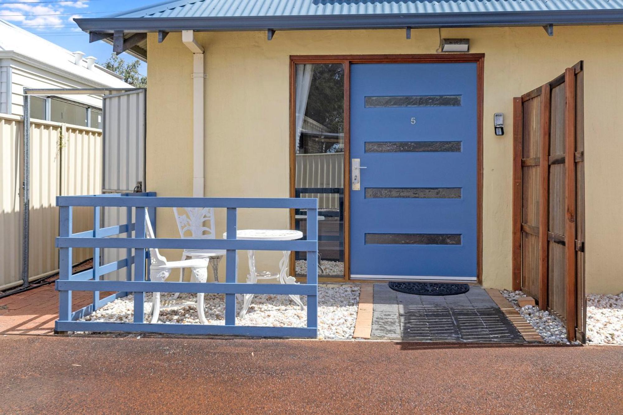 Observatory Guesthouse - Adults Only Busselton Eksteriør billede